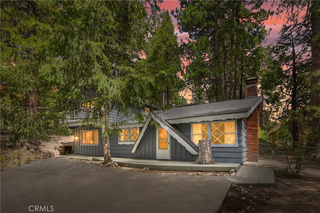 2529 Rim Of The World Drive, Running Springs, CA 92382 - MLS#: RW23092642