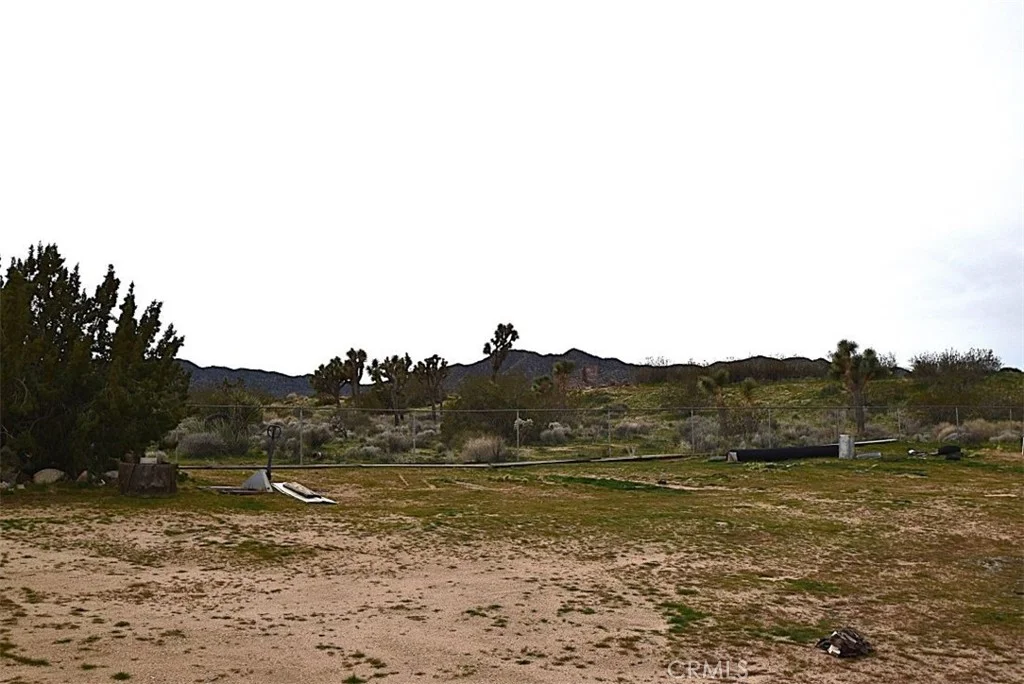 8425 Indio Avenue, Yucca Valley, CA 92284