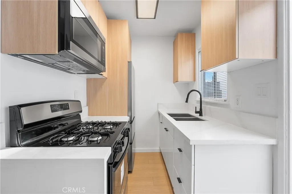 Additional image 25 of 924 Termino Avenue, Long Beach, CA 90804