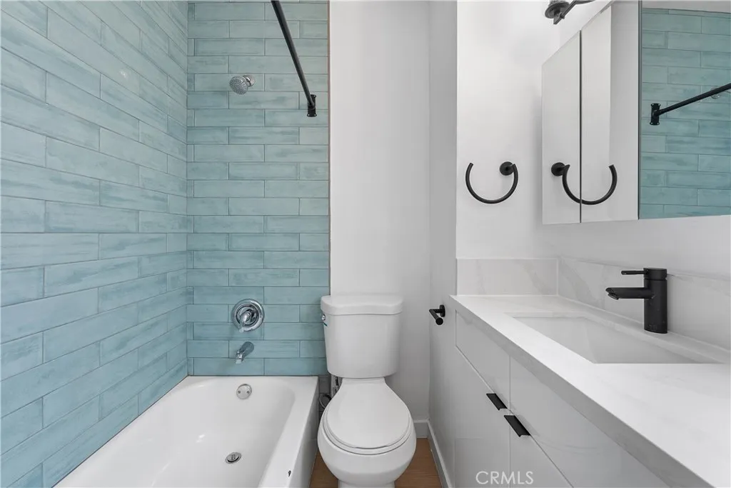 Additional image 12 of 924 Termino Avenue, Long Beach, CA 90804