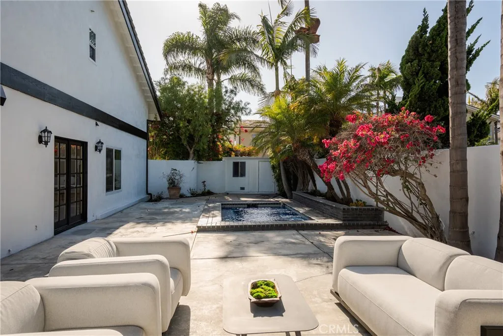 Additional image 7 of 17182 Hillside Circle, Huntington Beach, CA 92649