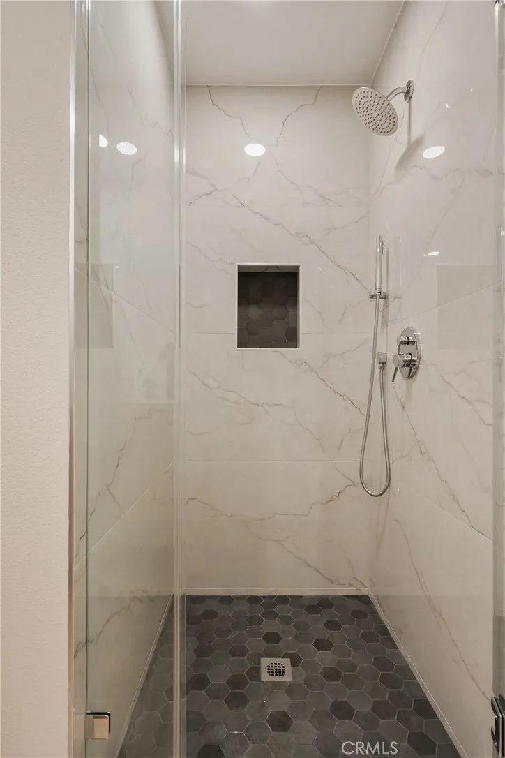 Additional image 60 of 17182 Hillside Circle, Huntington Beach, CA 92649