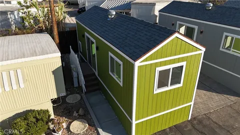 1020 Bradbourne Avenue Unit B, Duarte, CA 91010 - MLS#: SW25001359