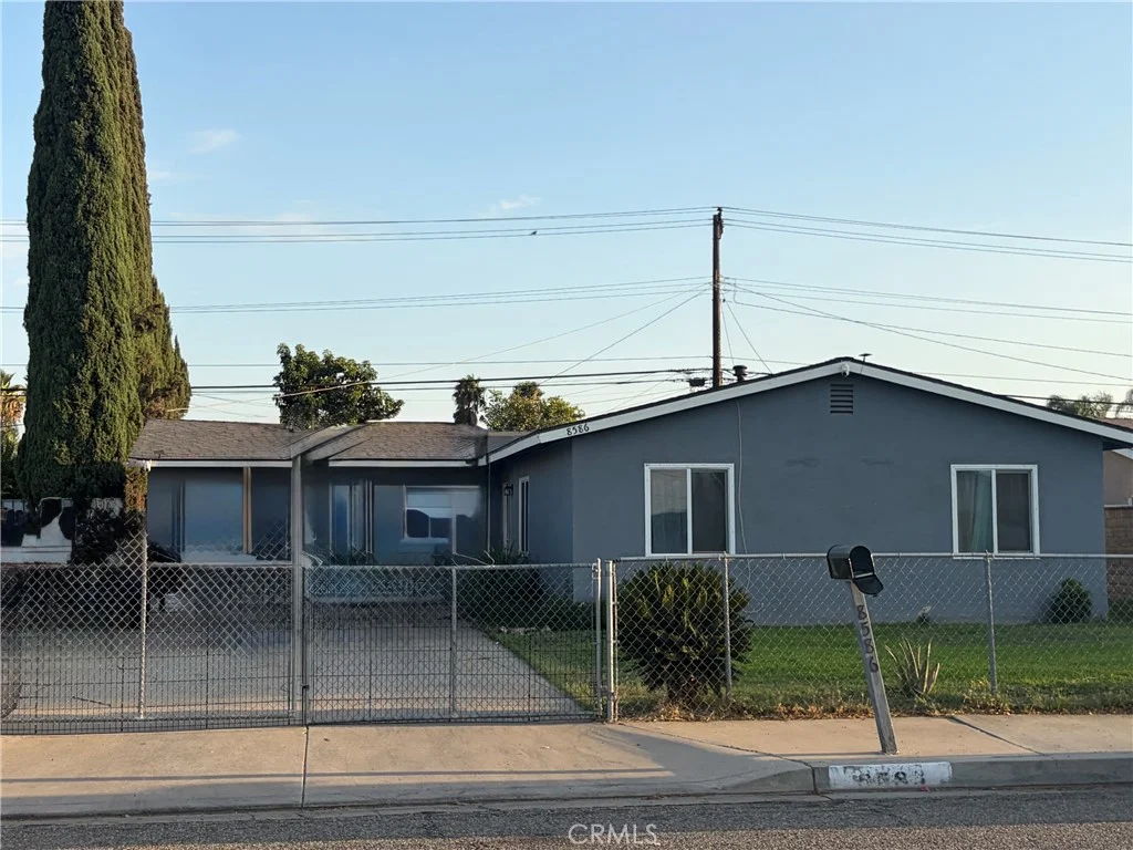 8586 Randolph St, Riverside, CA 92503
