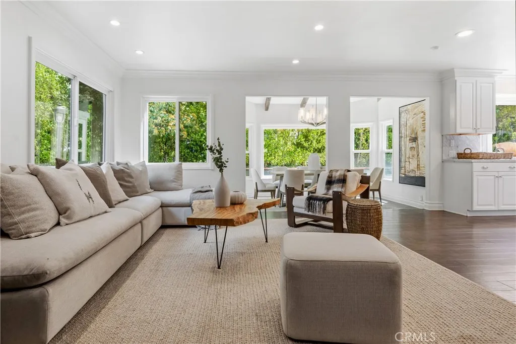 Additional image 15 of 4080 Meadow Lark Dr, Calabasas, CA 91302