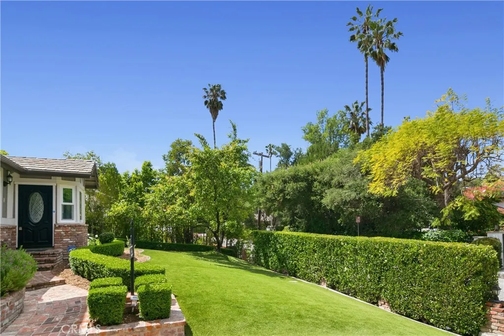 Additional image 59 of 4080 Meadow Lark Dr, Calabasas, CA 91302