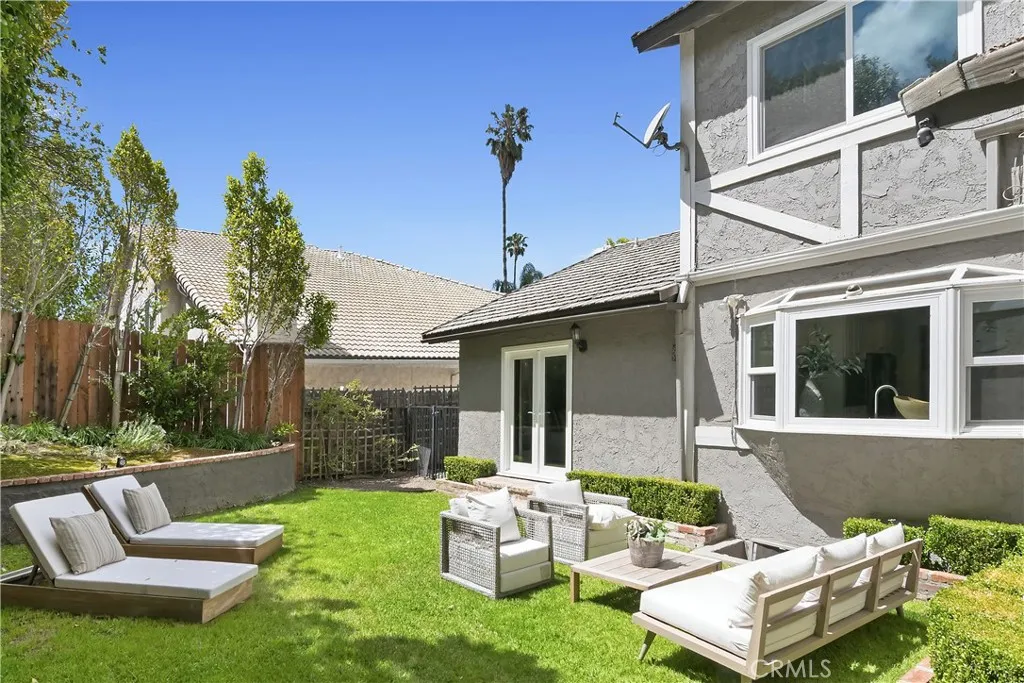 Additional image 108 of 4080 Meadow Lark Dr, Calabasas, CA 91302