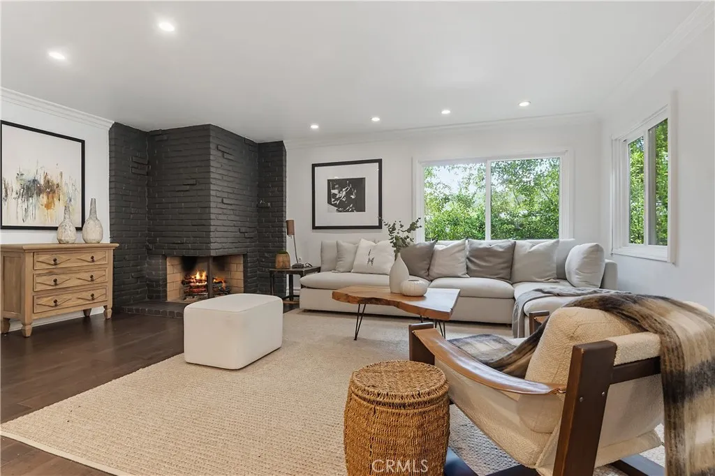 Additional image 73 of 4080 Meadow Lark Dr, Calabasas, CA 91302