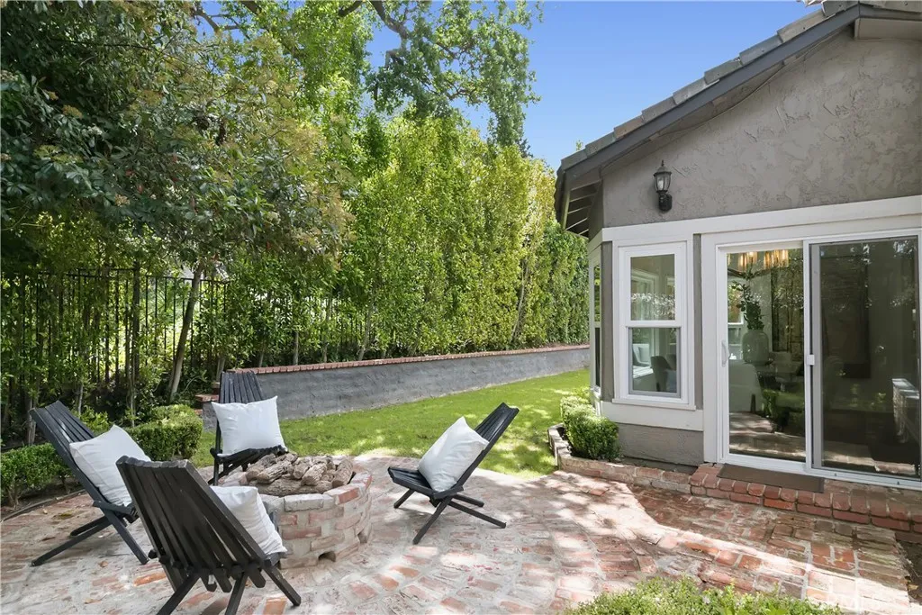 Additional image 50 of 4080 Meadow Lark Dr, Calabasas, CA 91302