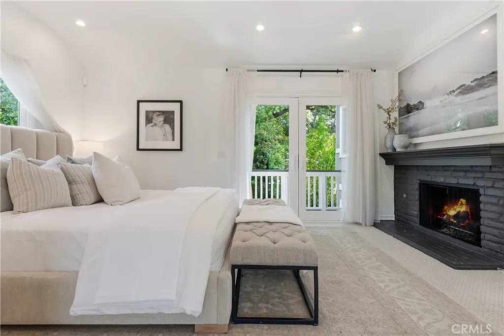 Additional image 20 of 4080 Meadow Lark Dr, Calabasas, CA 91302