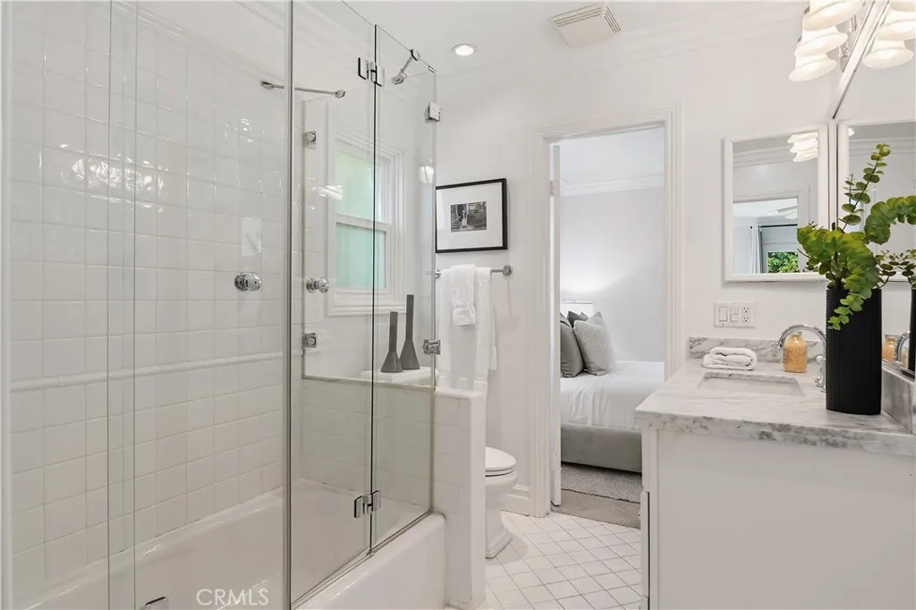 Additional image 37 of 4080 Meadow Lark Dr, Calabasas, CA 91302