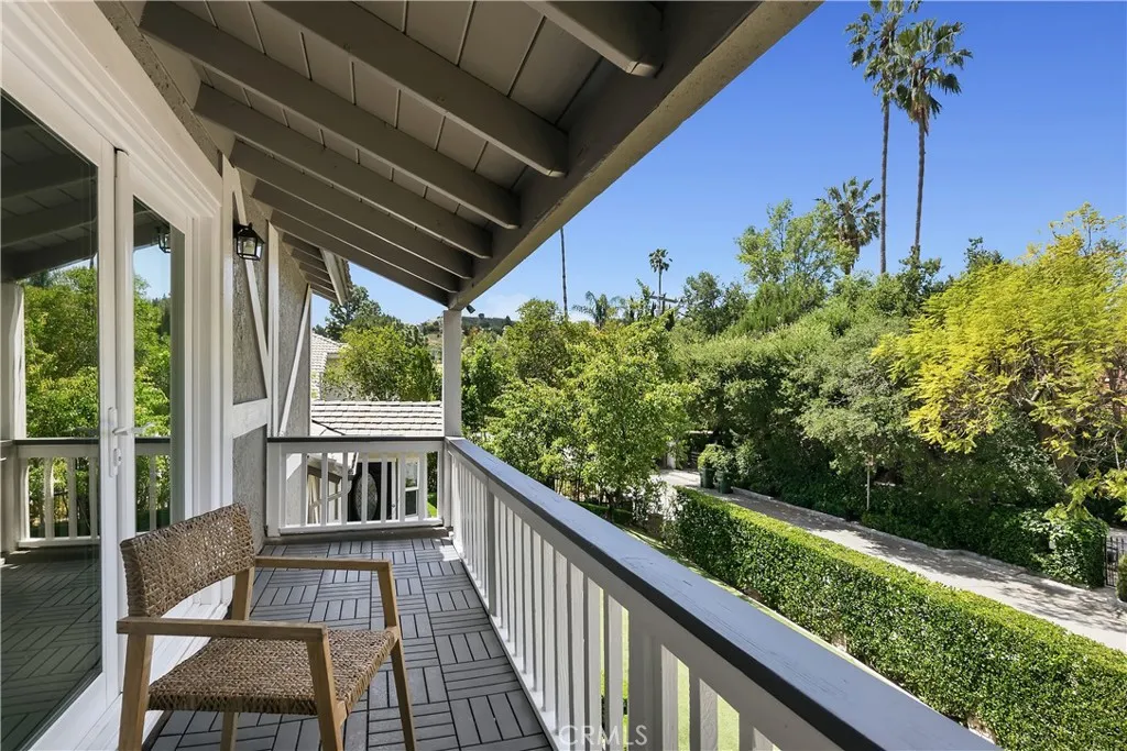 Additional image 31 of 4080 Meadow Lark Dr, Calabasas, CA 91302