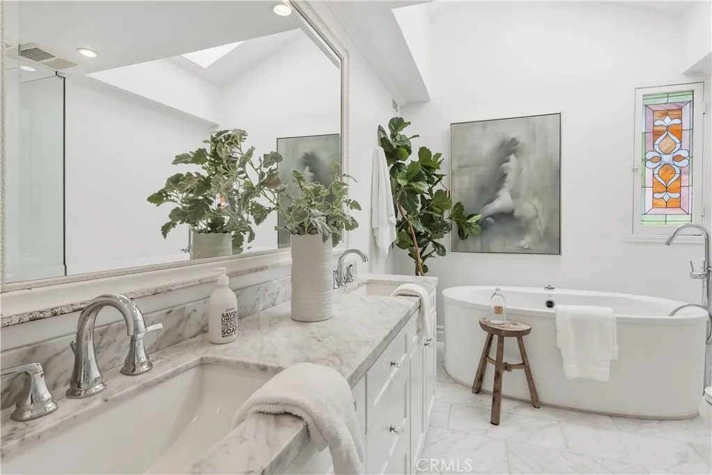 Additional image 26 of 4080 Meadow Lark Dr, Calabasas, CA 91302