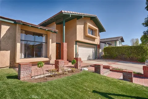 19841 Sienna Lane, Yorba Linda, CA MLS: PW25037443