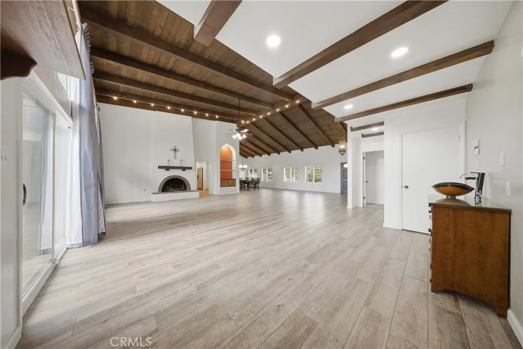 Additional image 7 of 2718 Still Meadow Ln, Lancaster, CA 93536