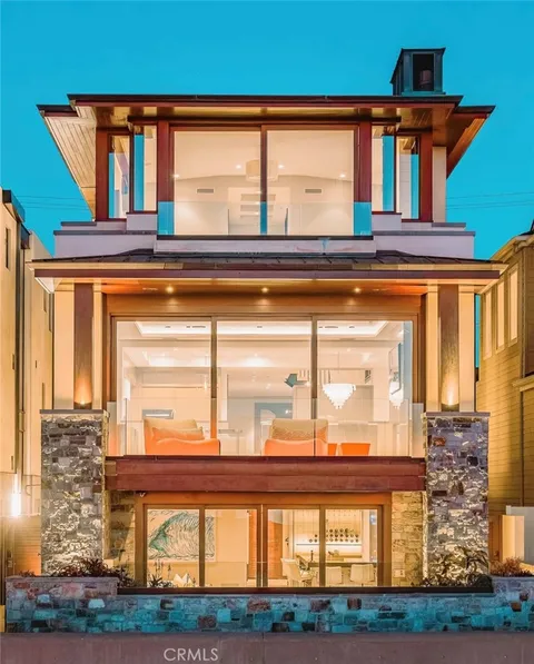 1932 The Strand, Hermosa Beach, CA MLS: SB25008712