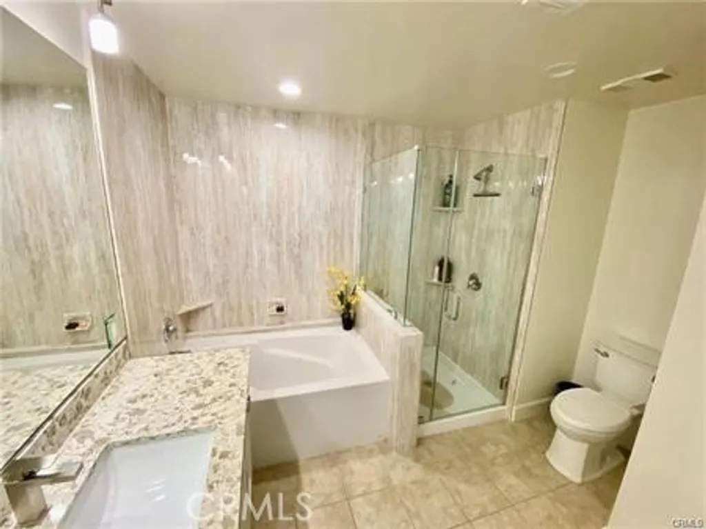 Additional image 40 of 1310 E Ocean Boulevard, Long Beach, CA 90802