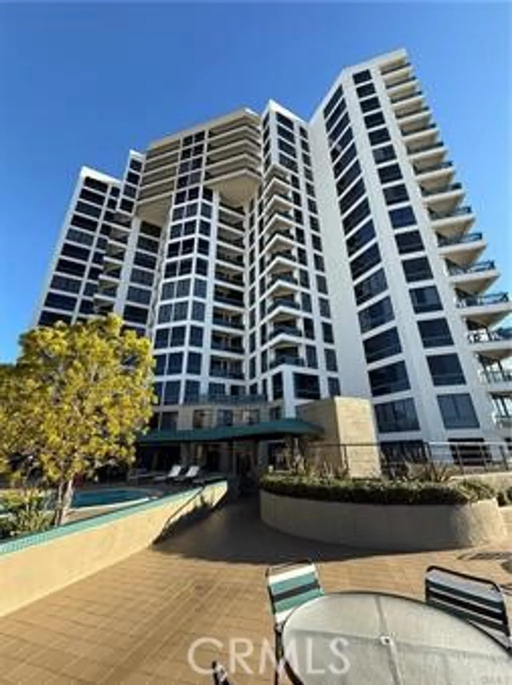 1310 E Ocean Boulevard, Long Beach, CA 90802