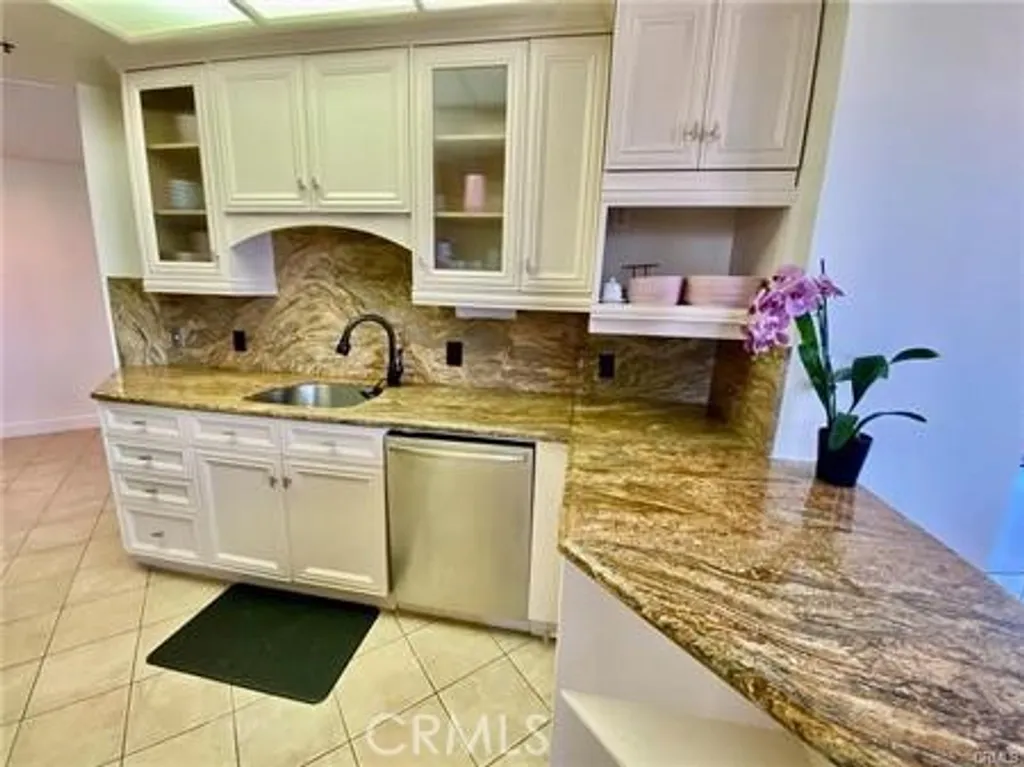 Additional image 25 of 1310 E Ocean Boulevard, Long Beach, CA 90802