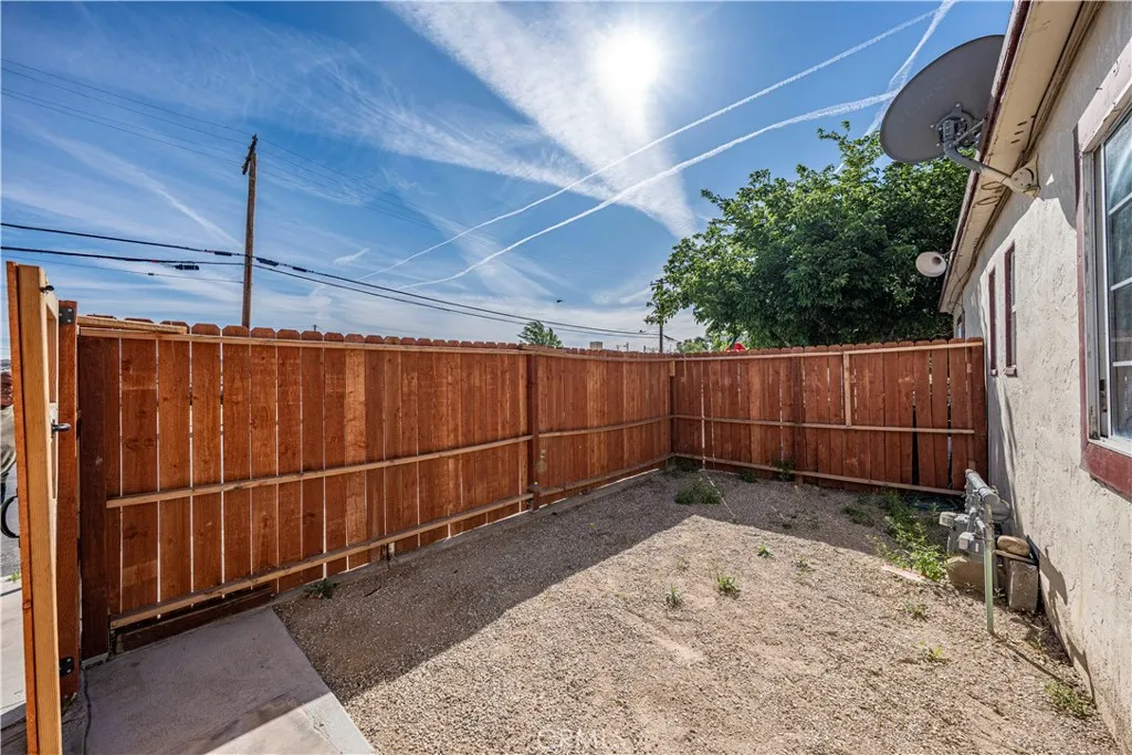 Additional image 46 of 15548 8th, Victorville, CA 92395