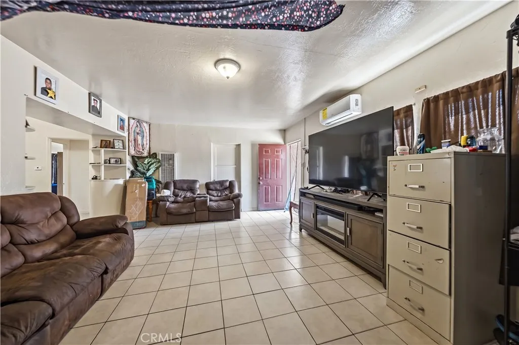 Additional image 9 of 15548 8th, Victorville, CA 92395