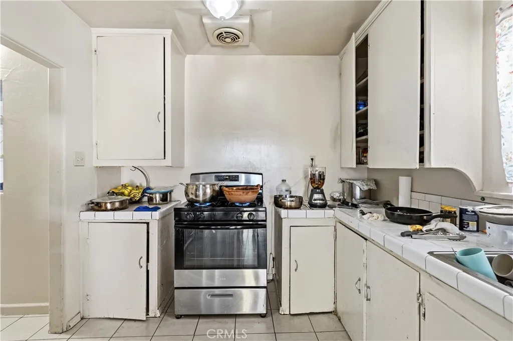 Additional image 13 of 15548 8th, Victorville, CA 92395