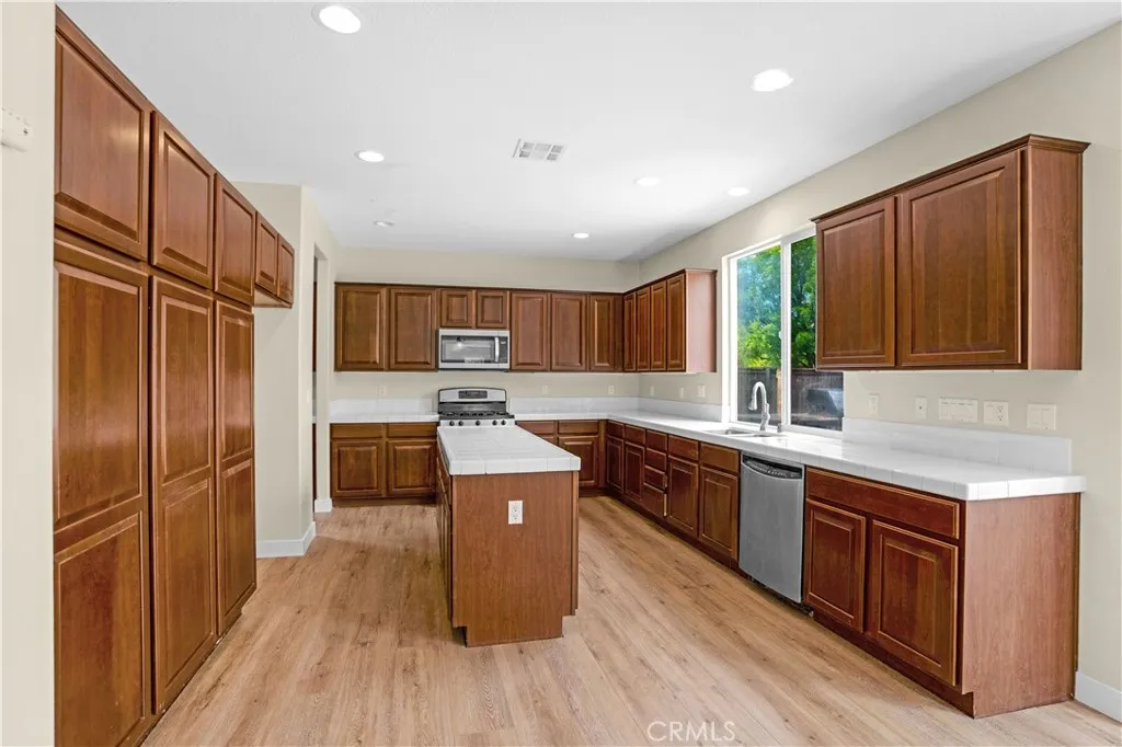 Additional image 17 of 27994 Tate Rd, Menifee, CA 92585