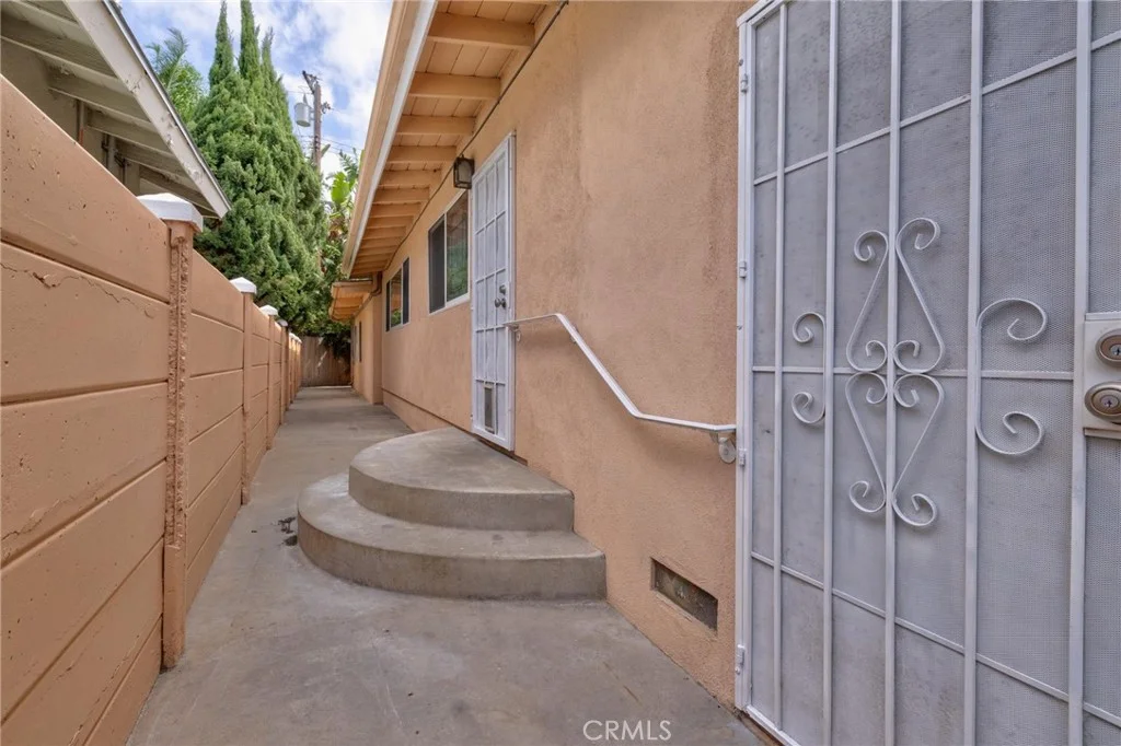 12392 Morrie Ln, Garden Grove, CA 92840