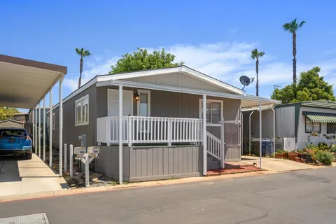 400 Greenfield, Dr, space 114, El Cajon, CA MLS: PTP2502635
