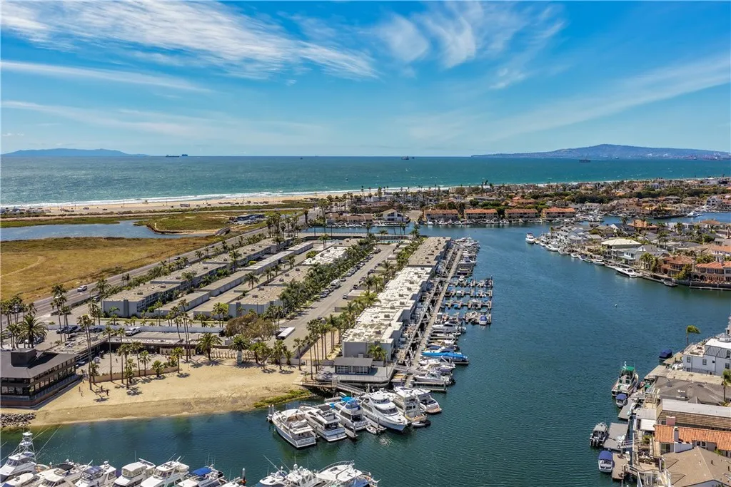 Additional image 44 of 4006 Aladdin Dr, Huntington Beach, CA 92649