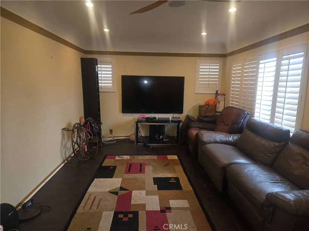 Additional image 16 of 1901 W 77th St, Los Angeles, CA 90047