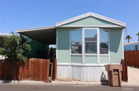 6601 Eucalyptus Drive Unit 323, Bakersfield, CA MLS: SR25105203
