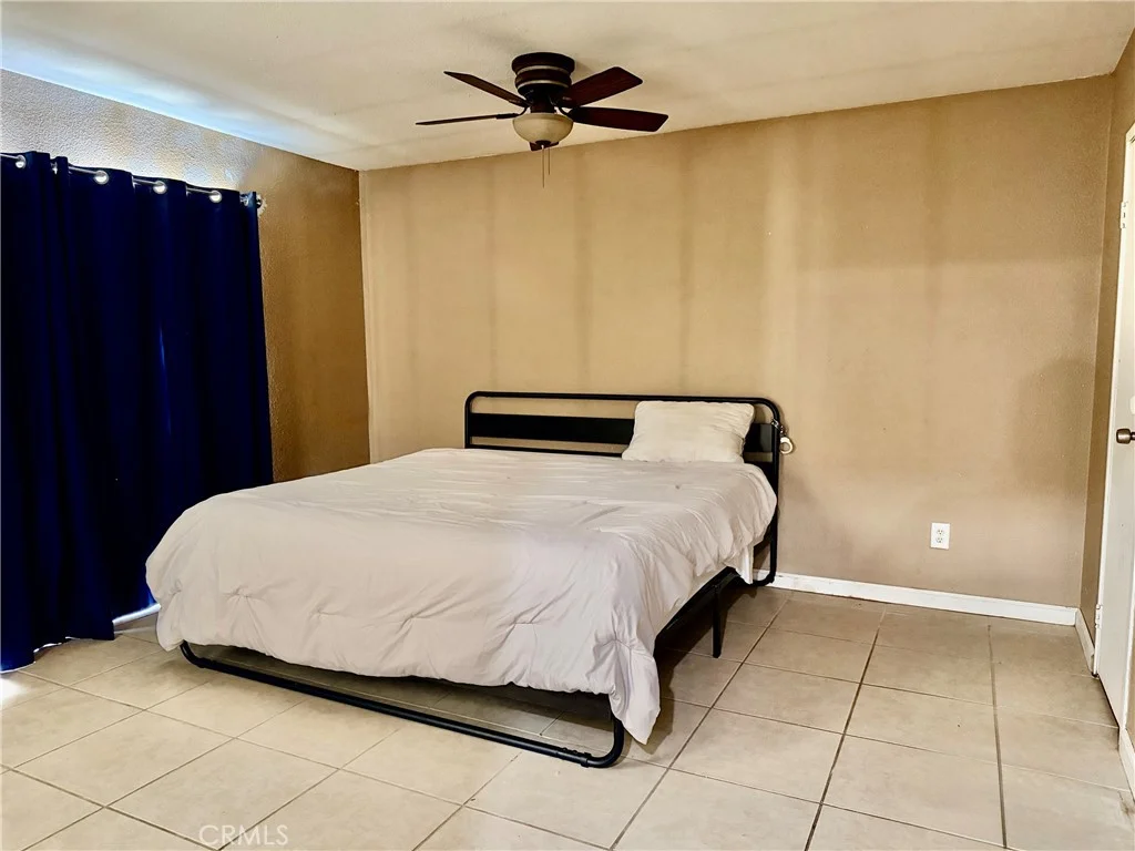 22556 Parkmead Dr, Palm Springs, CA 92262