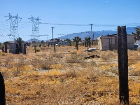 Property image for 3425 Arcadia Rd, Phelan, CA 92371