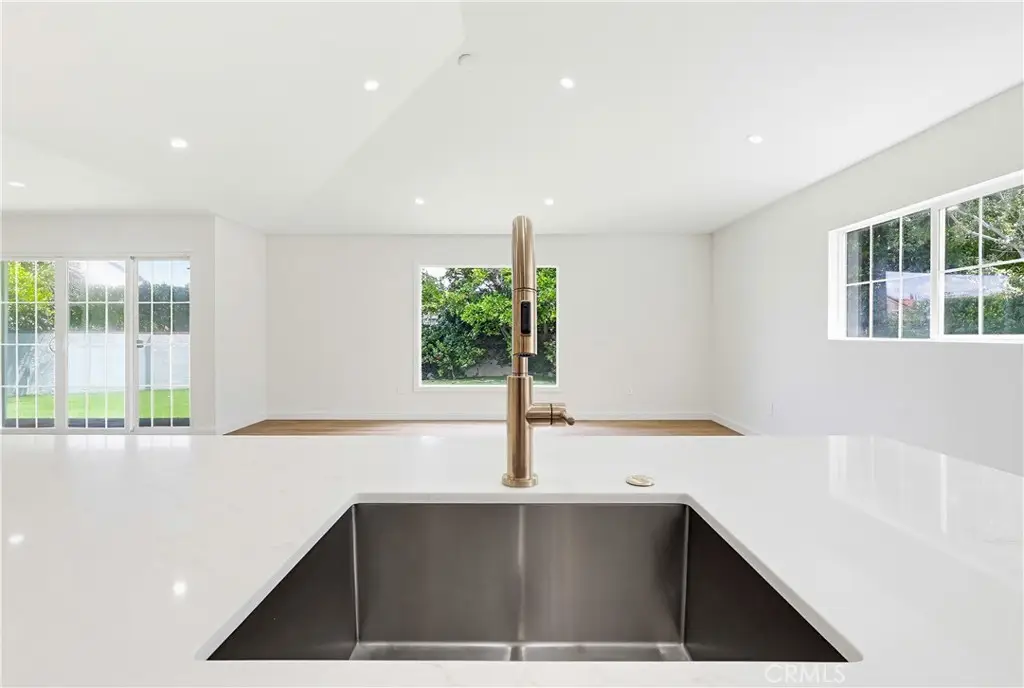 Additional image 62 of 5440 Alcove Ave, Valley Village, CA 91607