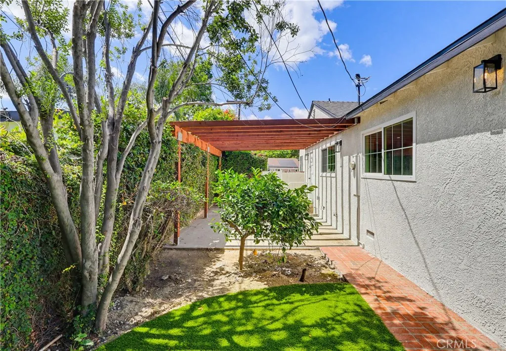 Additional image 79 of 5440 Alcove Ave, Valley Village, CA 91607