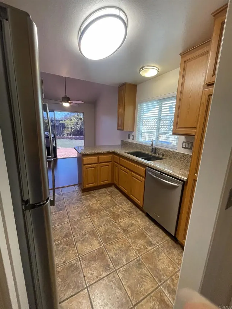 Additional image 40 of 1612 Bridgeview Drive, San Diego, CA 92105