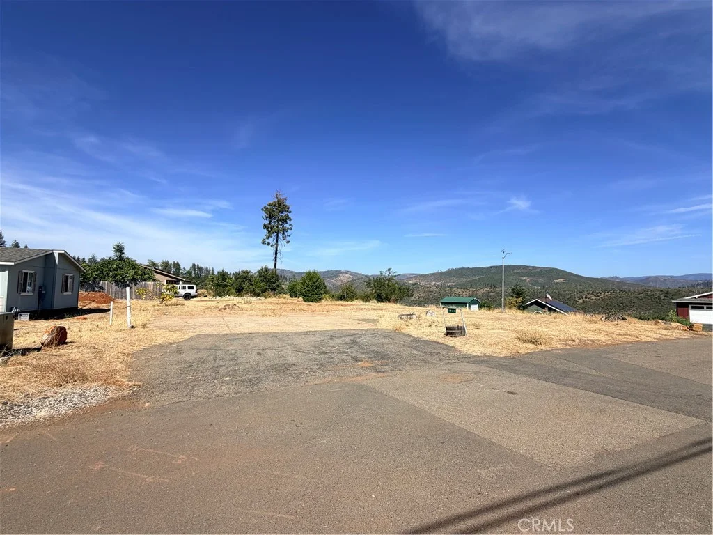 1941 Feather River Pl, Paradise, CA 95969