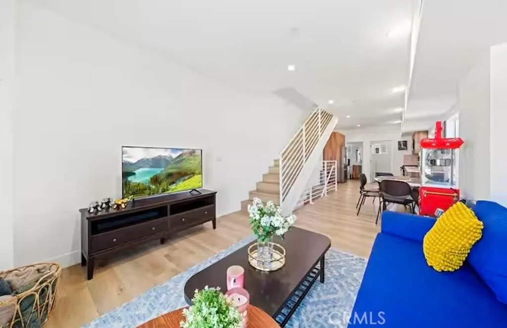 Additional image 4 of 5637 Klump Avenue, North Hollywood, CA 91601