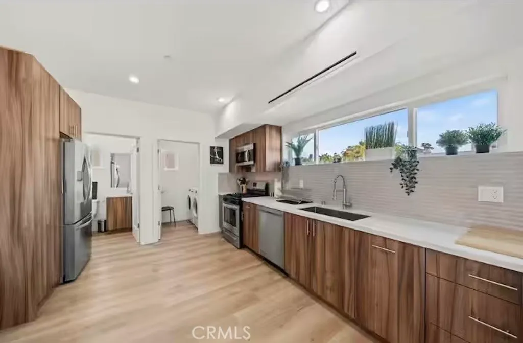 Additional image 29 of 5637 Klump Avenue, North Hollywood, CA 91601