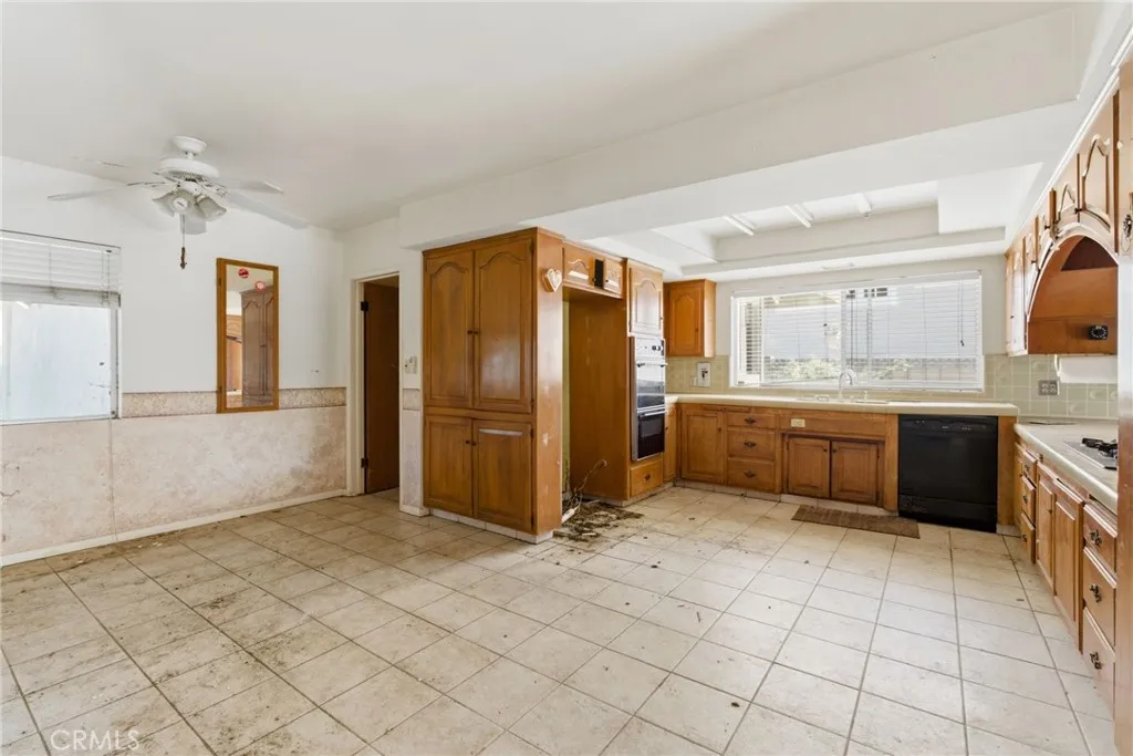 Additional image 12 of 18112 Joshua Ln, Santa Ana, CA 92705