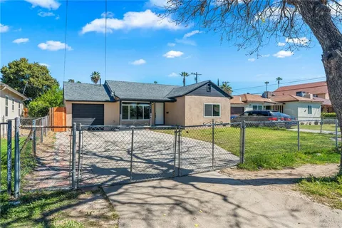 204 E 16th Street, San Bernardino, CA MLS: TR25087828