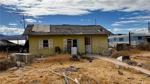 733 Athletic Field (Near) Road, Yermo, CA MLS: HD25032620