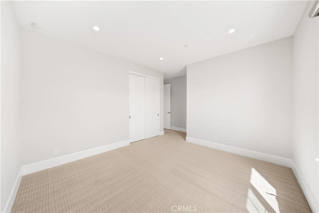 117 Donati, Irvine, CA 92602