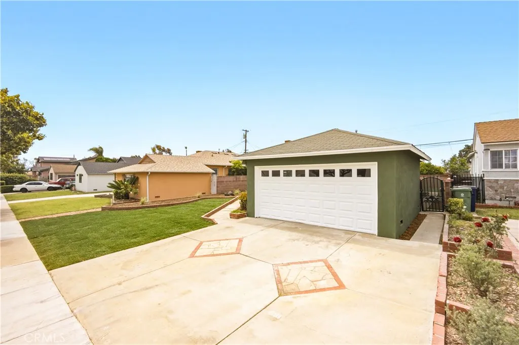 Additional image 43 of 11803 Chanera Ave, Hawthorne, CA 90250