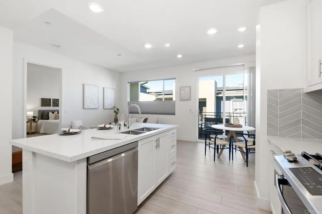 Additional image 89 of 6042 Colt Place Unit 303, Carlsbad, CA 92009