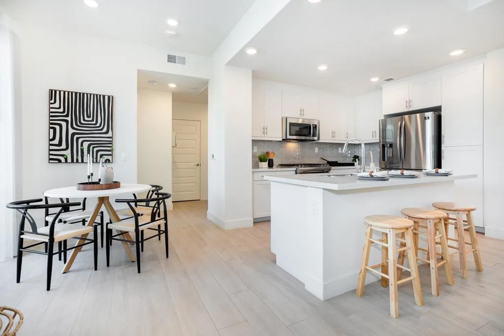 Additional image 85 of 6042 Colt Place Unit 303, Carlsbad, CA 92009