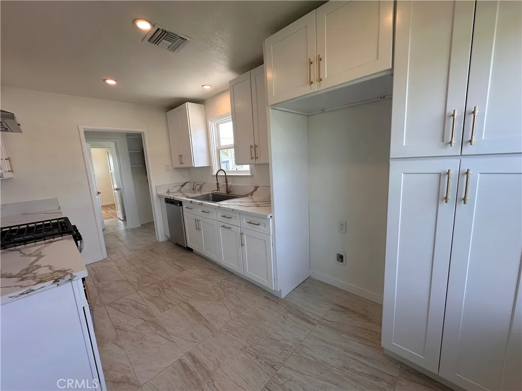 Additional image 7 of 13560 Correnti St, Arleta, CA 91331