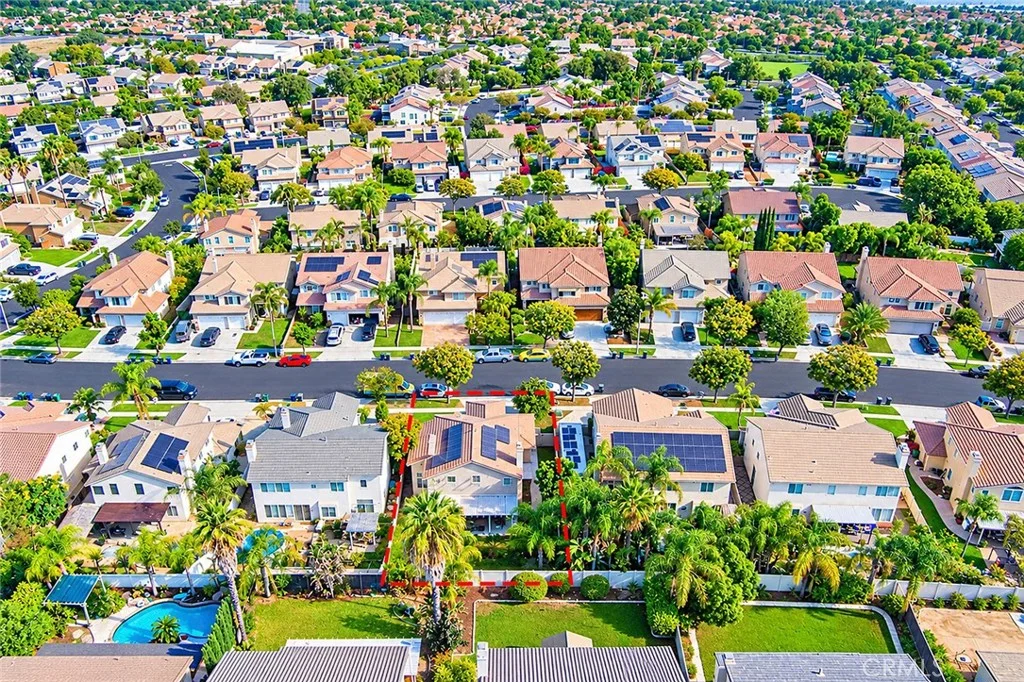 1040 Trailview Lane, Corona, CA 92881