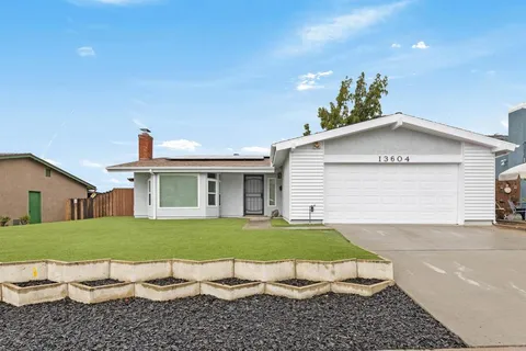 13604 Avenida Del Charro, El Cajon, CA MLS: PTP2502016